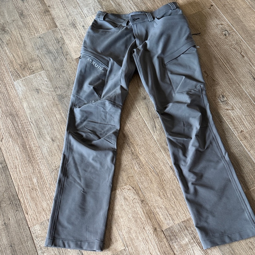 KUIU Men's Stone Gray Attack Pants